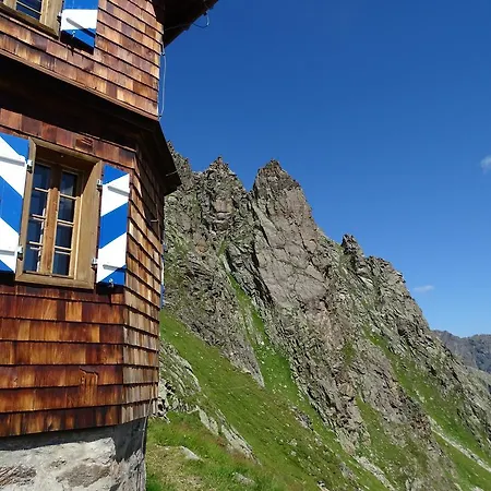 Aktiv-ferienwohnungen Montafon *